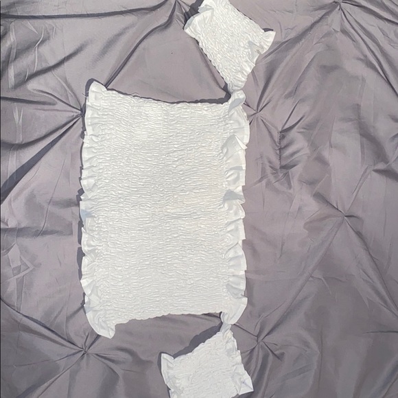 Cute off the top shoulder shirt - Picture 1 of 2